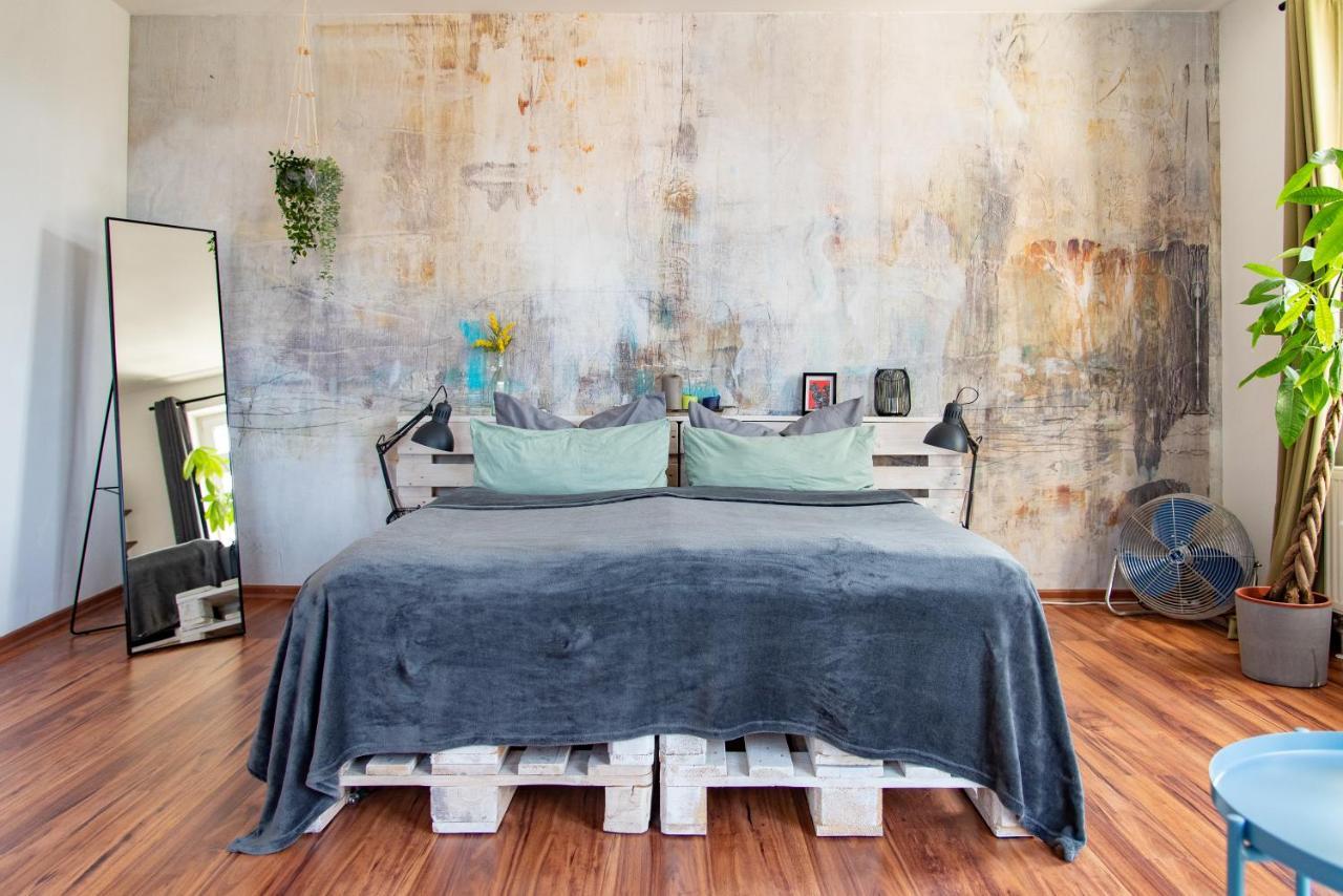 Industriecharme Apartment - Nespresso, Netflix, Wifi, Zentral, Messe Chemnitz Eksteriør billede